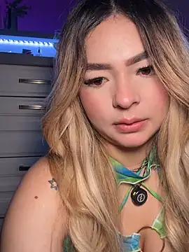 OriannaFox live sex cam