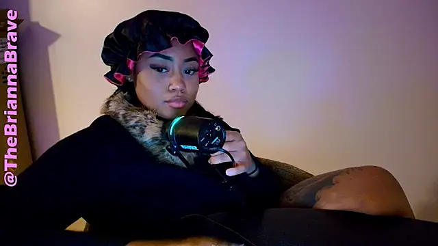 BriannaBrave live sex cam