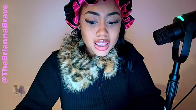 BriannaBrave live sex cam