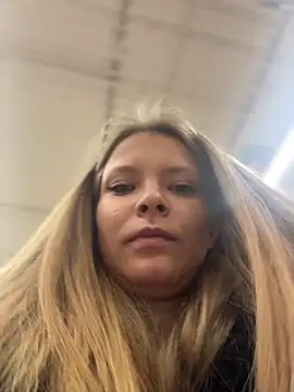 AnastasiaAniess live sex cam