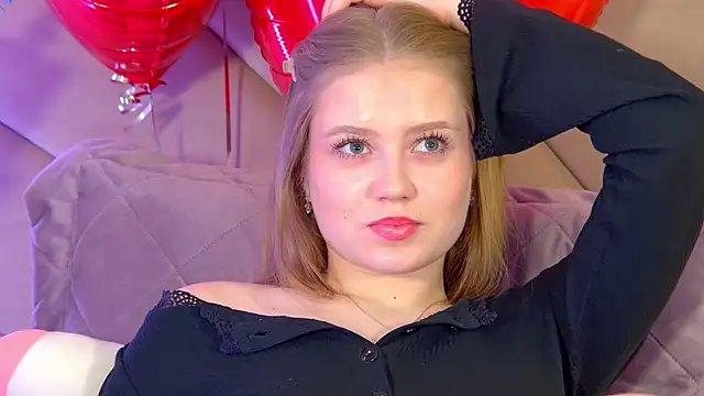 SelinSwarovski live sex cam