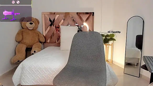 carol777p's cam snapshot