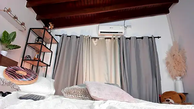 amber_maxwell's cam snapshot