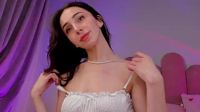 ElsaYoung's cam snapshot