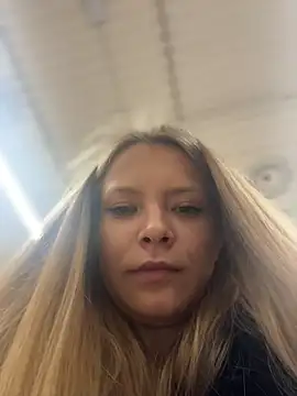 AnastasiaAniess live sex cam