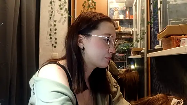 PhoebePalmer's cam snapshot