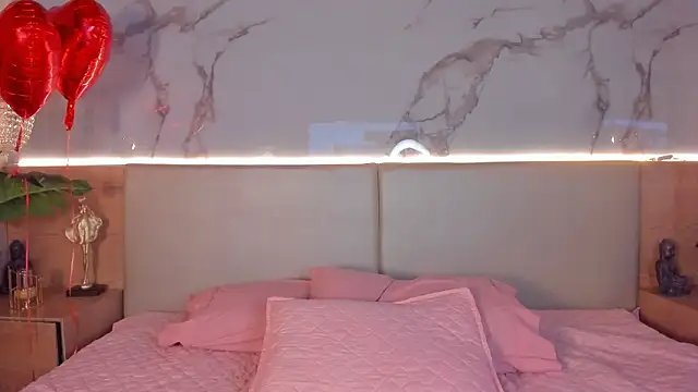 Nicole_Whittee's cam snapshot