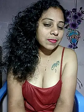 JENNIFERtamil live sex cam