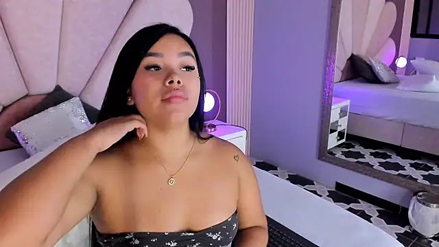 Liaevans__'s cam snapshot