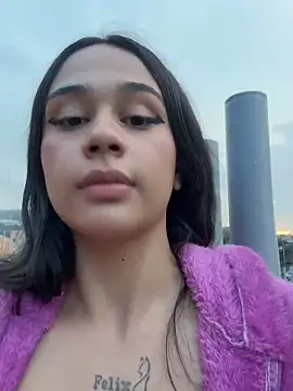 BabyKathy's cam snapshot