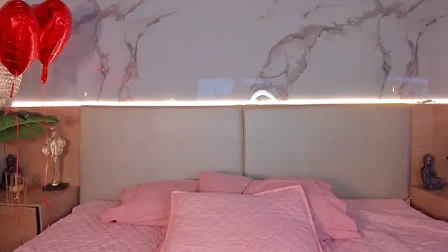 Nicole_Whittee's cam snapshot