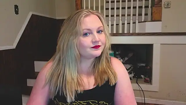 PhatAssBlond's cam snapshot