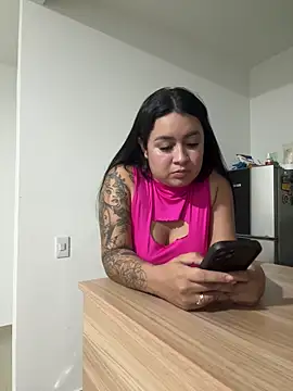 Pretty_Isadora's cam snapshot