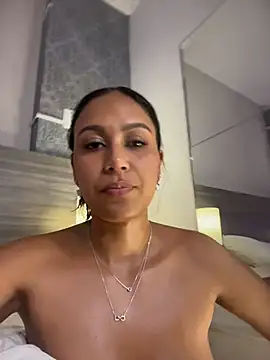 MiilaBlake's cam snapshot