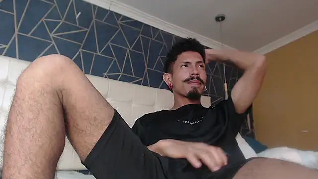 NoaahTylor's cam snapshot