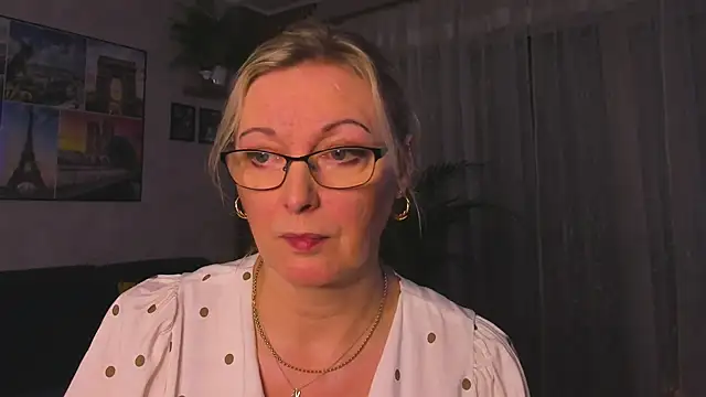 vanessa_chat's cam snapshot