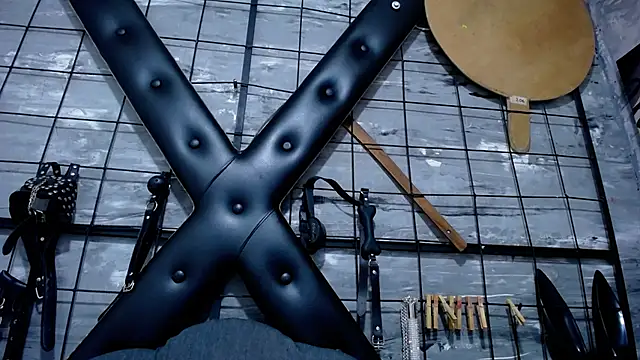 Alana_Roth's cam snapshot