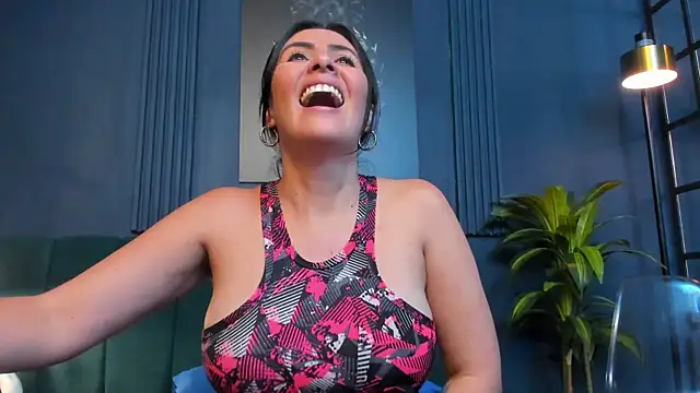 scarlet_edwars's cam snapshot