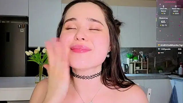 KateBleare live sex cam