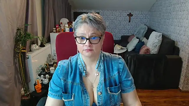 bigtits4you's cam snapshot