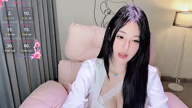 Audrey-12 live sex cam
