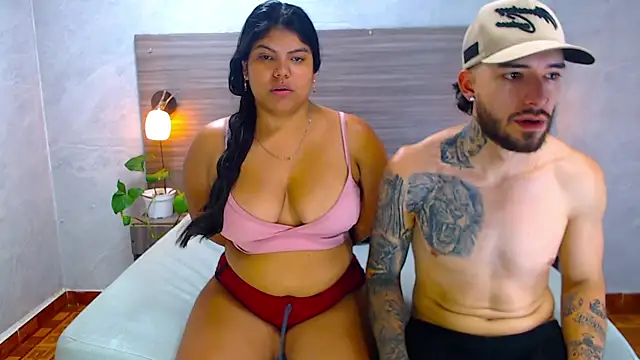 Paulina_And_Tayron's cam snapshot