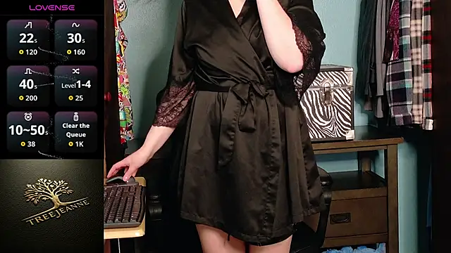 TreeJeanne's cam snapshot