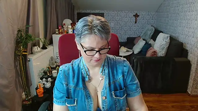 bigtits4you's cam snapshot