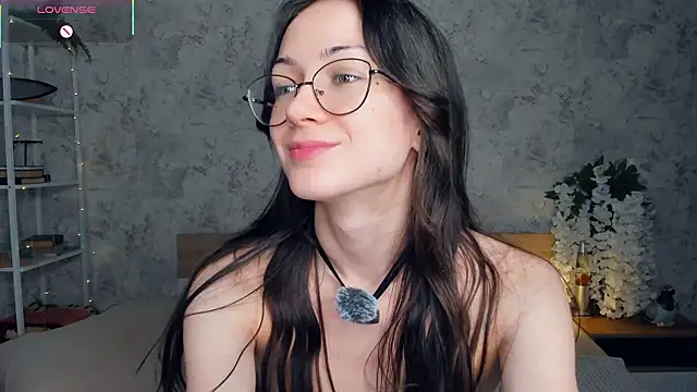 ReneeLippeatt's cam snapshot