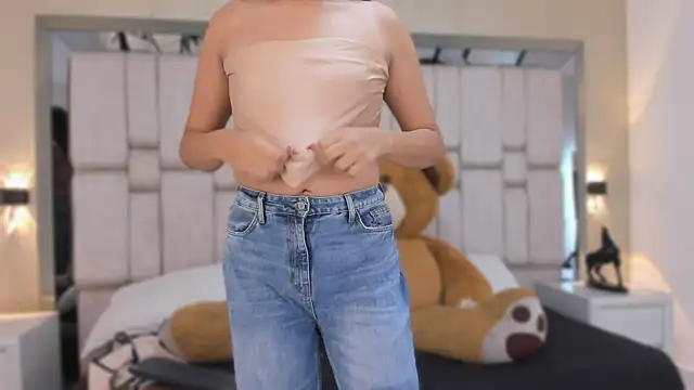 ValeryCooper18 live sex cam