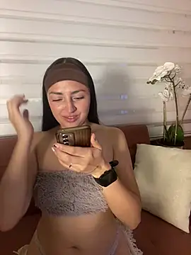 ArianaDominguez_Pink's cam snapshot