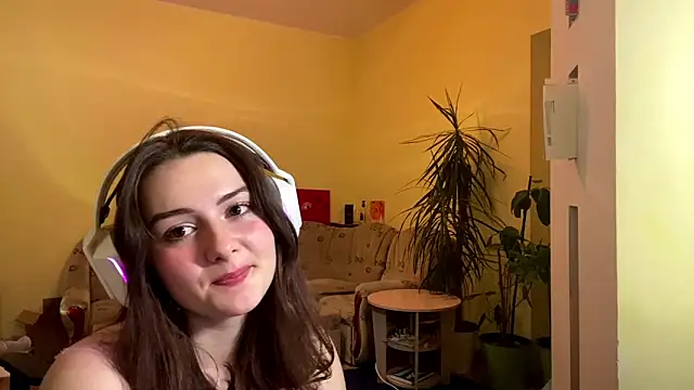 Ashleymons's cam snapshot