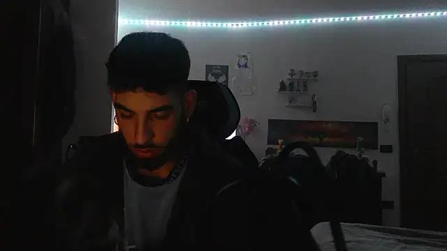 maestroboris95's cam snapshot