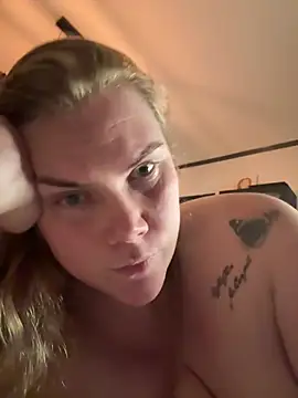 SexyBlondJoanna live sex cam