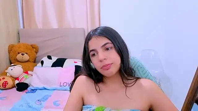 _elenna's cam snapshot