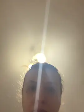 bunnythetailor's cam snapshot