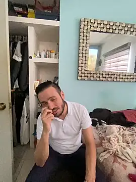 Alexitho25's cam snapshot