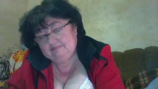 MilaSky5303's cam snapshot