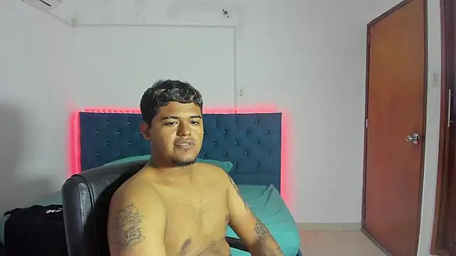 jordan_colman's cam snapshot