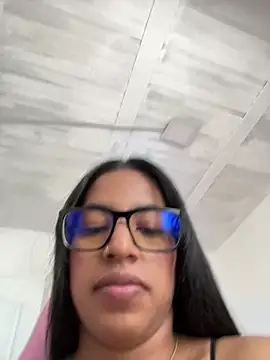 Vanessarios01's cam snapshot