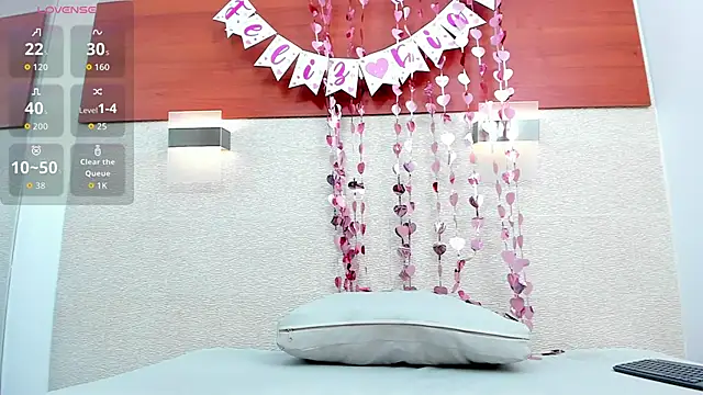 susan_elliot's cam snapshot