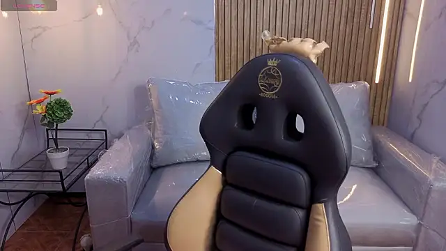 _ceeleste_cute_'s cam snapshot