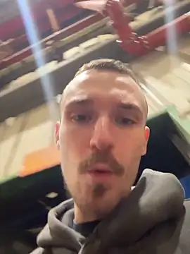 TheMaskShow's cam snapshot