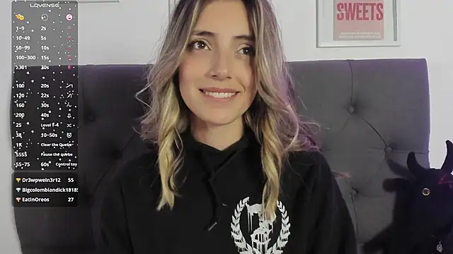 IsadoraGalle_'s cam snapshot