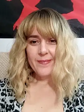 Amelialove42's cam snapshot