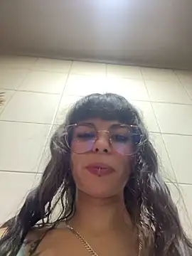 VioletaSubmissive's cam snapshot