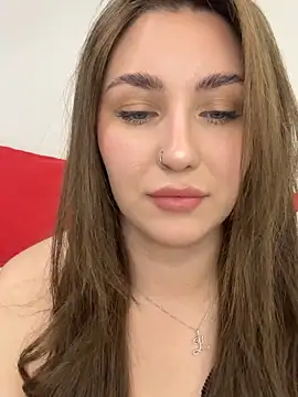 KiraBarlows live sex cam