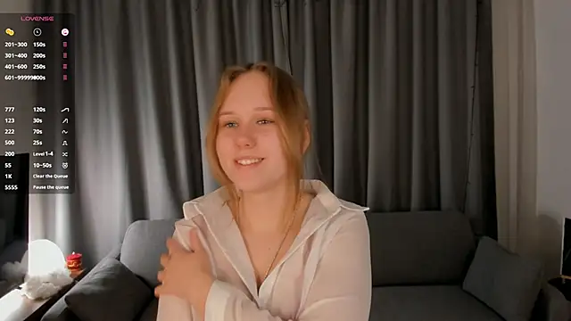 VoidElaris's cam snapshot