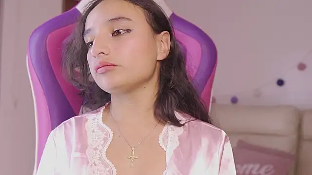 _emily_jonexs's cam snapshot