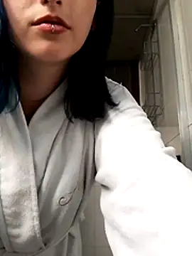 OliviaBonnie's cam snapshot